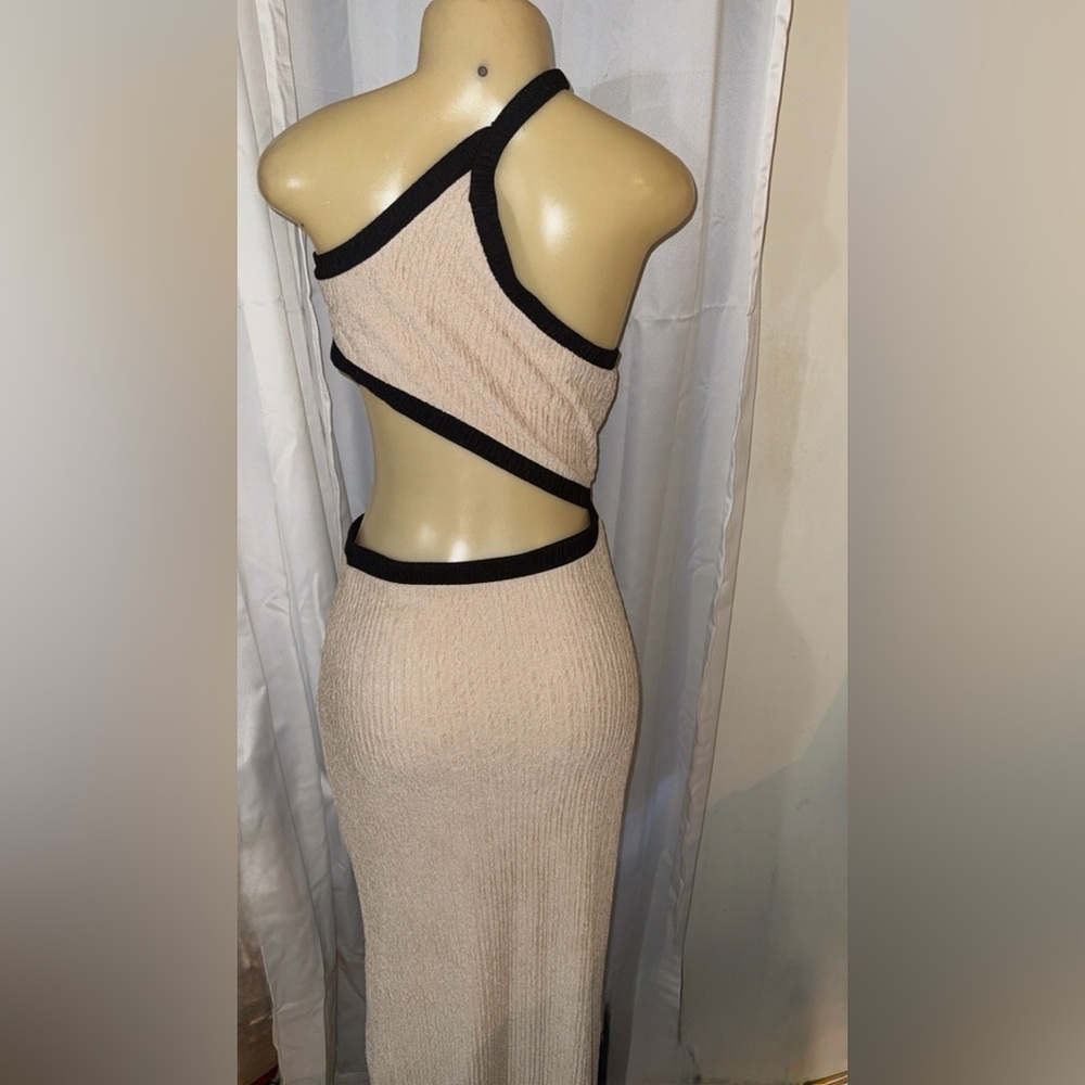 Asymmetrical Open-side Split Dress - image 2